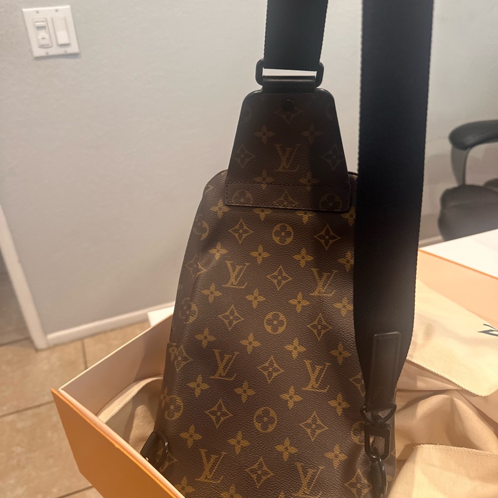 Louis Vuitton Brown Monogram Men's Bag
